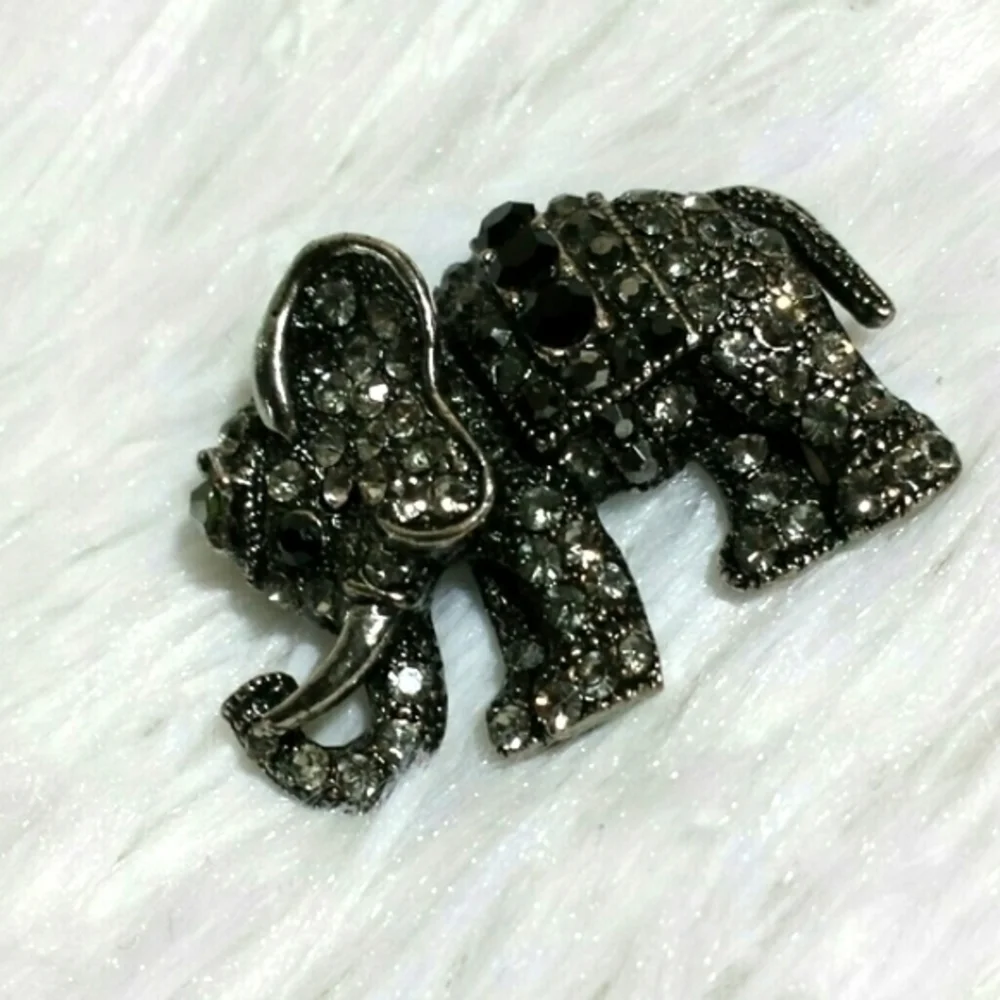 Vintage Lucky Jeweled Elephant Brooches Set